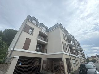  Parking / Garage � louer 1 pi�ce 14 m�