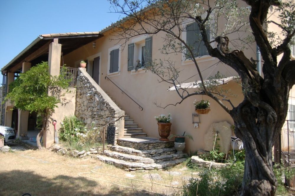 � vendre  Maison Lagnes (84800)