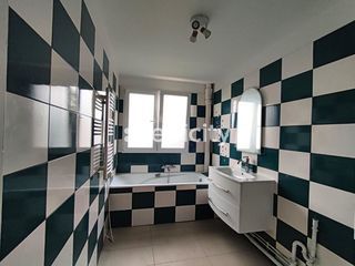  Appartement � vendre 5 pi�ces 100 m�