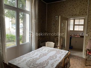  Immeuble � vendre 8 pi�ces 250 m�