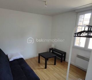  Immeuble � vendre 12 pi�ces 330 m�