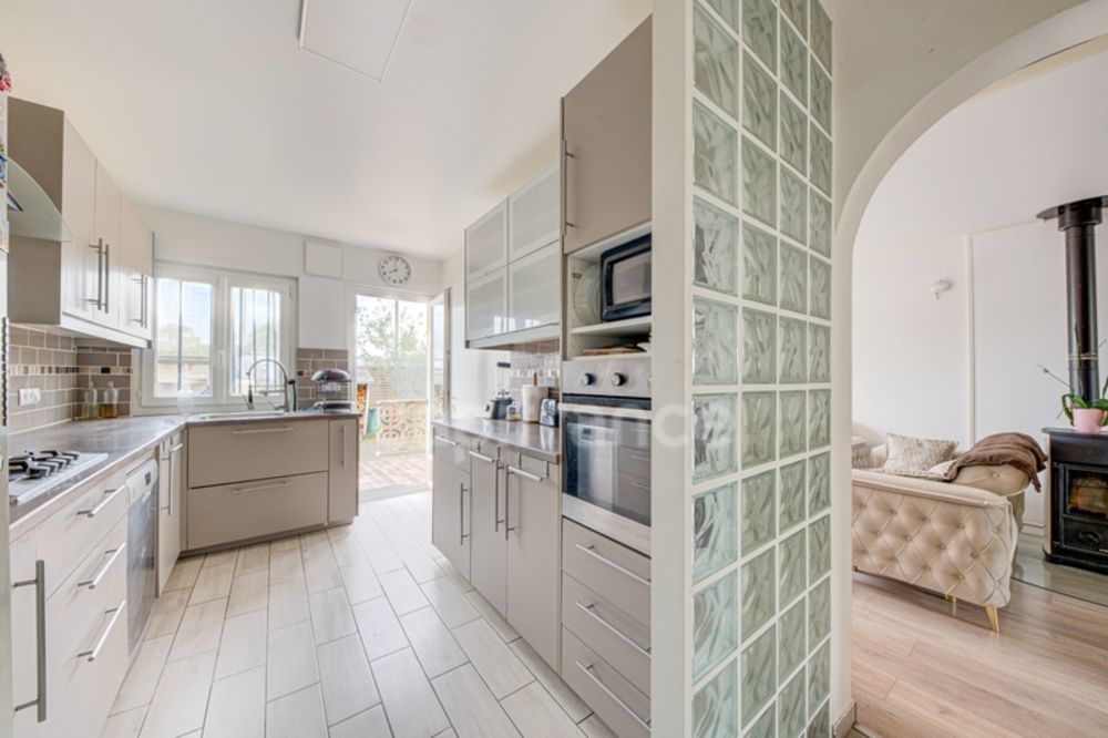 � vendre  Maison Romainville (93230)