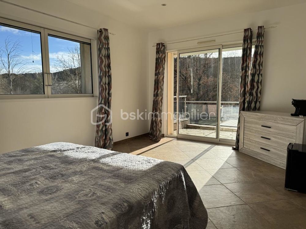 � vendre  Propri�t�/ch�teau Ch�teauvert (83670)