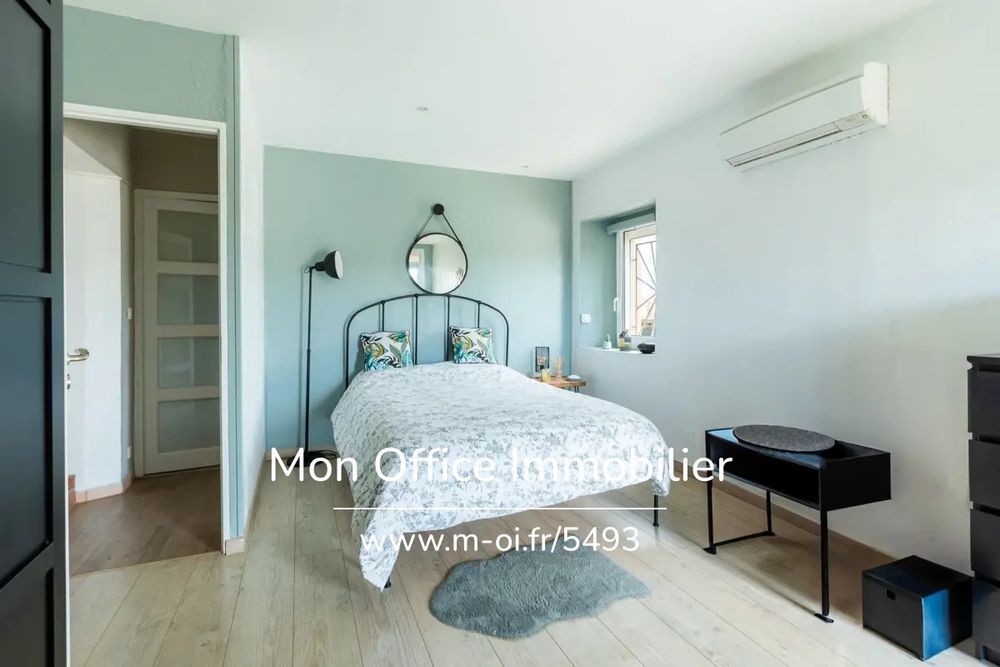 � vendre  Maison Saint-Cyr-sur-Mer (83270)