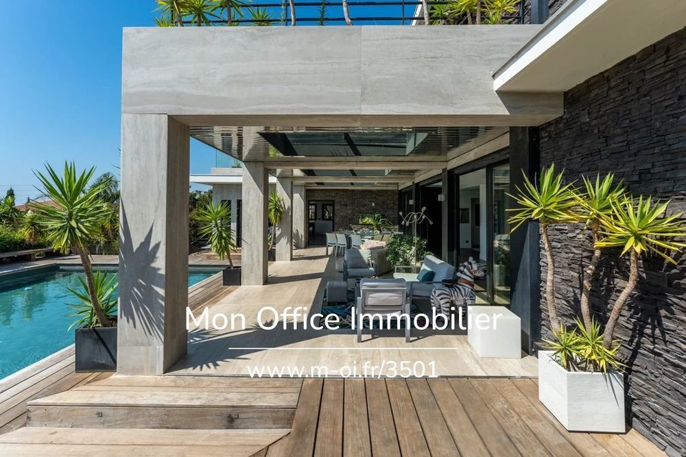 � vendre  Villa Saint-Rapha�l (83700)