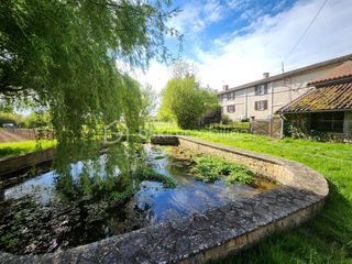  Maison � vendre 8 pi�ces 220 m�