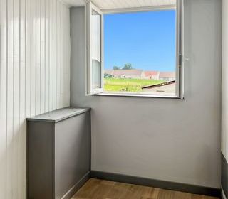  Immeuble � vendre 7 pi�ces 140 m�