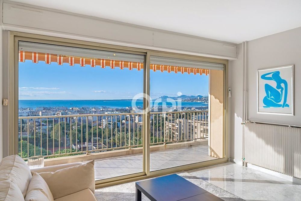 � vendre  Appartement Antibes (06600)