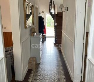  Maison � vendre 9 pi�ces 240 m�