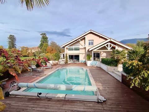   JARRIE, Haute-Jarrie Villa 8 pi�ces dans un tr�s bel environnement Maison - 8 pi�ce(s) - 268 m�