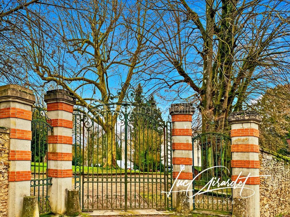 � vendre  Propri�t�/ch�teau Coulommiers (77120)