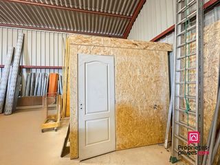  Parking / Garage � vendre 1 pi�ce 220 m�