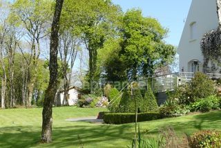  Maison � vendre 9 pi�ces 324 m�