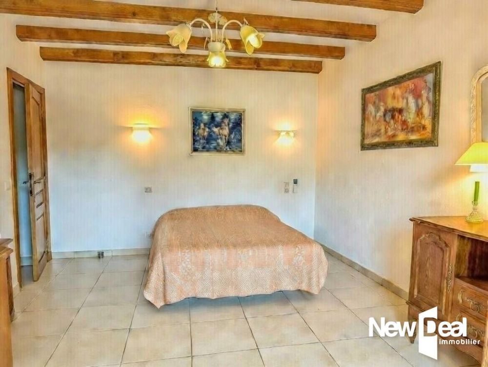 � vendre  Maison Montauroux (83440)