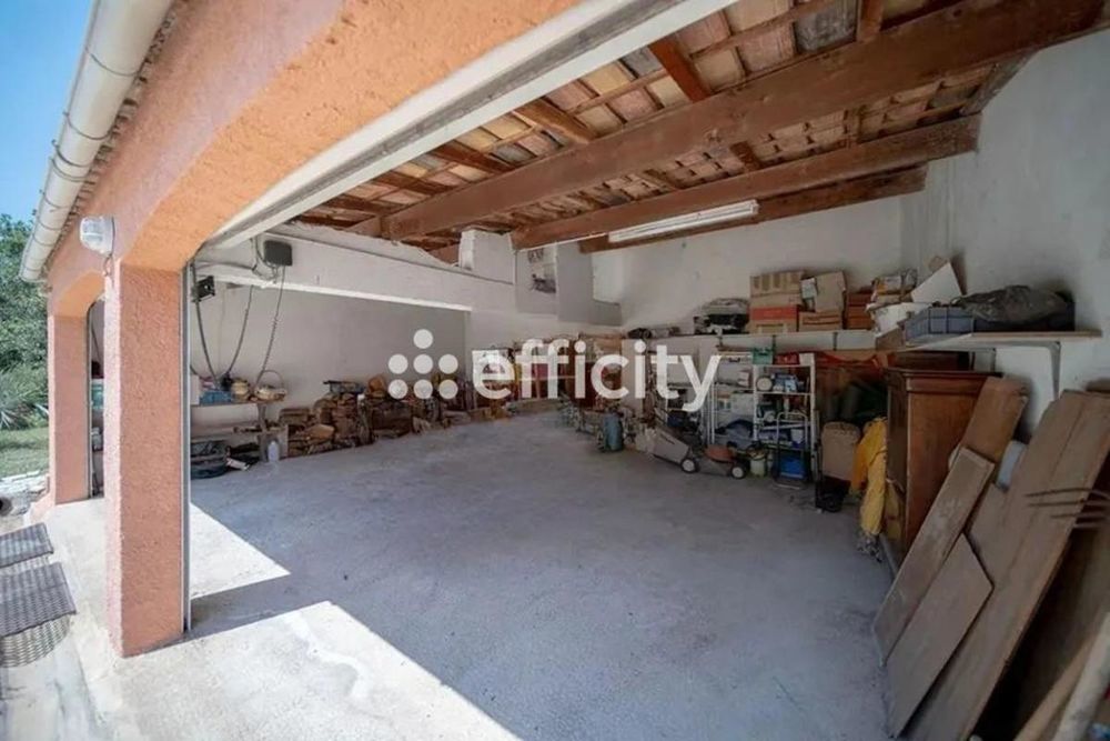 � vendre  Villa Saint-Rapha�l (83700)