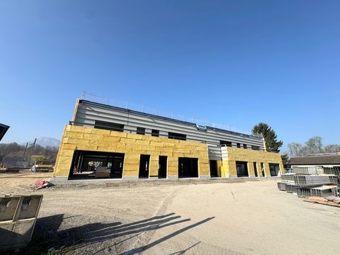 Local commercial &agrave; vendre CHIGNIN (73)- 81,93 M2 - Forte visibilit&eacute; - Stationnements 212380 73800 Chignin