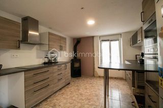  Maison � vendre 10 pi�ces 220 m�