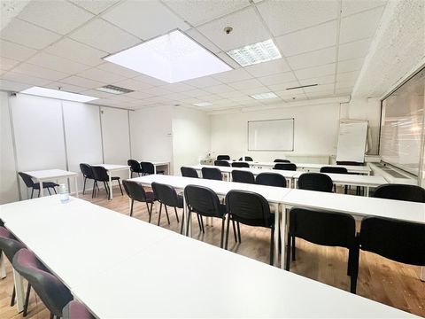Bureaux ERP/PMR entre R&eacute;publique et Bastille 6186 75011 Paris