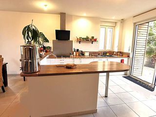  Propri�t�/ch�teau � vendre 6 pi�ces 145 m�