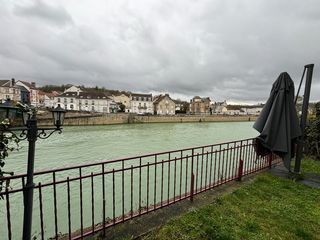  Maison � vendre 9 pi�ces 393 m�