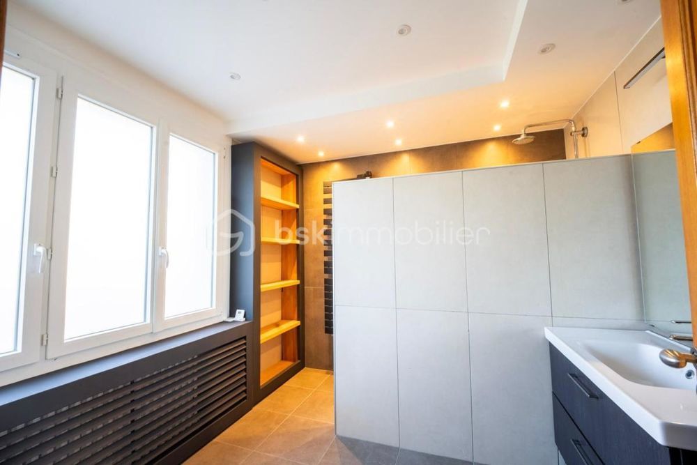 � vendre  Maison L'Isle-d'Abeau (38080)