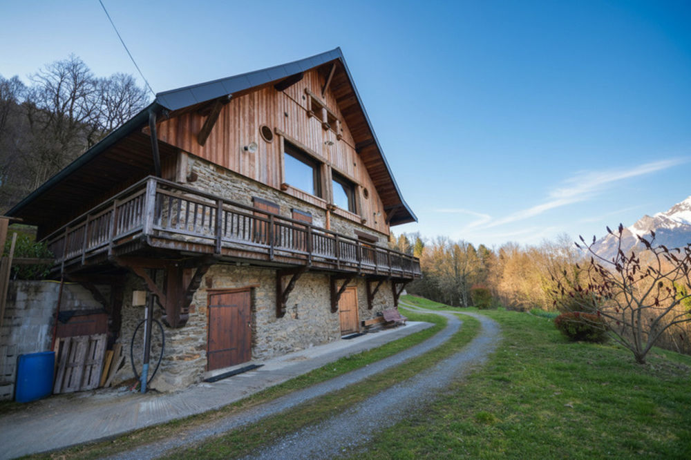 � vendre  Chalet Ugine (73400)