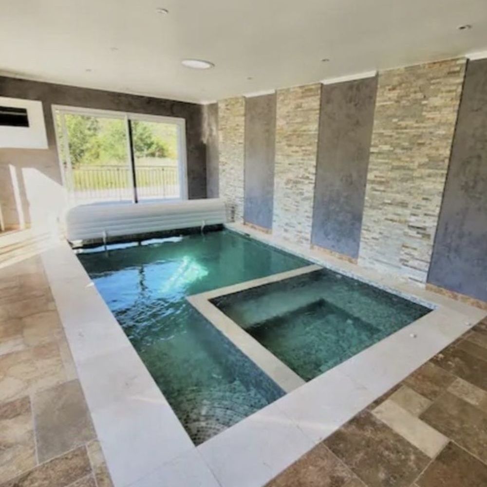 � vendre  Propri�t�/ch�teau Peyroules (04120)