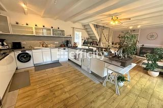  Maison � vendre 5 pi�ces 209 m�