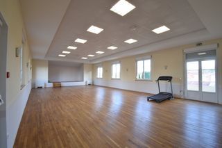  Immeuble � vendre 4 pi�ces 127 m�