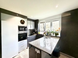  Appartement � vendre 5 pi�ces 87 m�