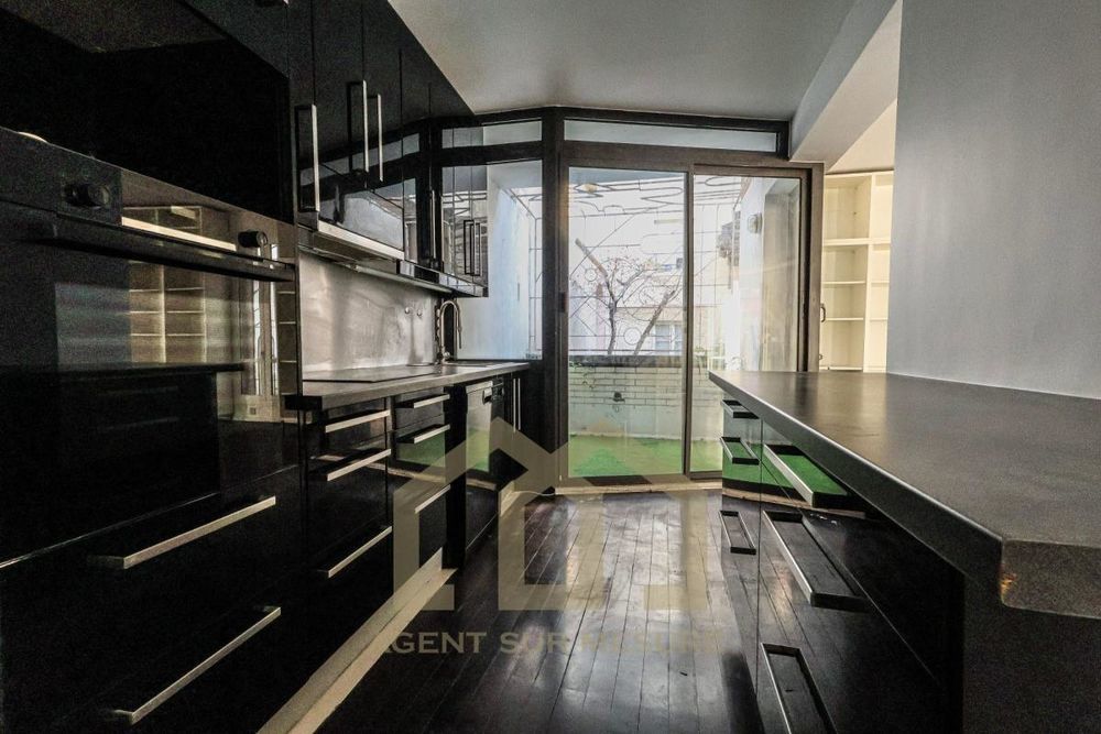 � vendre  Loft Paris 11