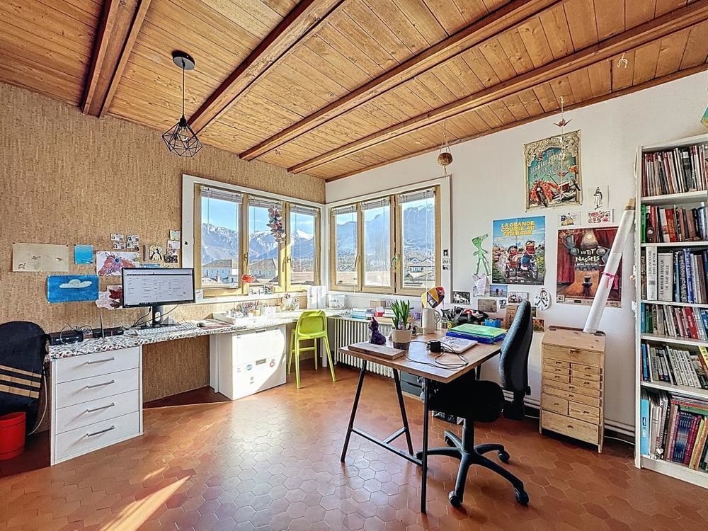 � vendre  Chalet La Roche-sur-Foron (74800)