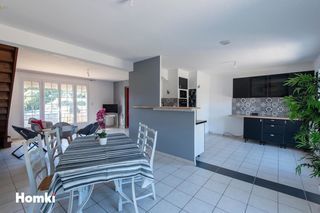  Maison � vendre 7 pi�ces 180 m�