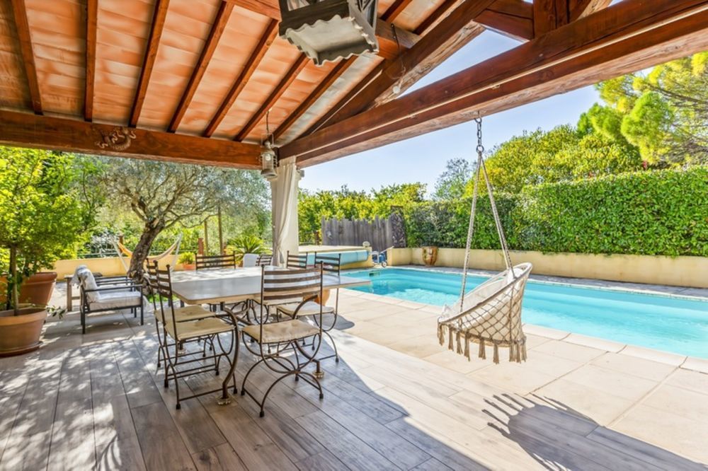 � vendre  Maison Uz�s (30700)