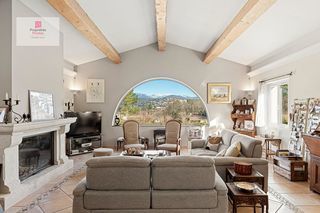  Maison � vendre 8 pi�ces 275 m�