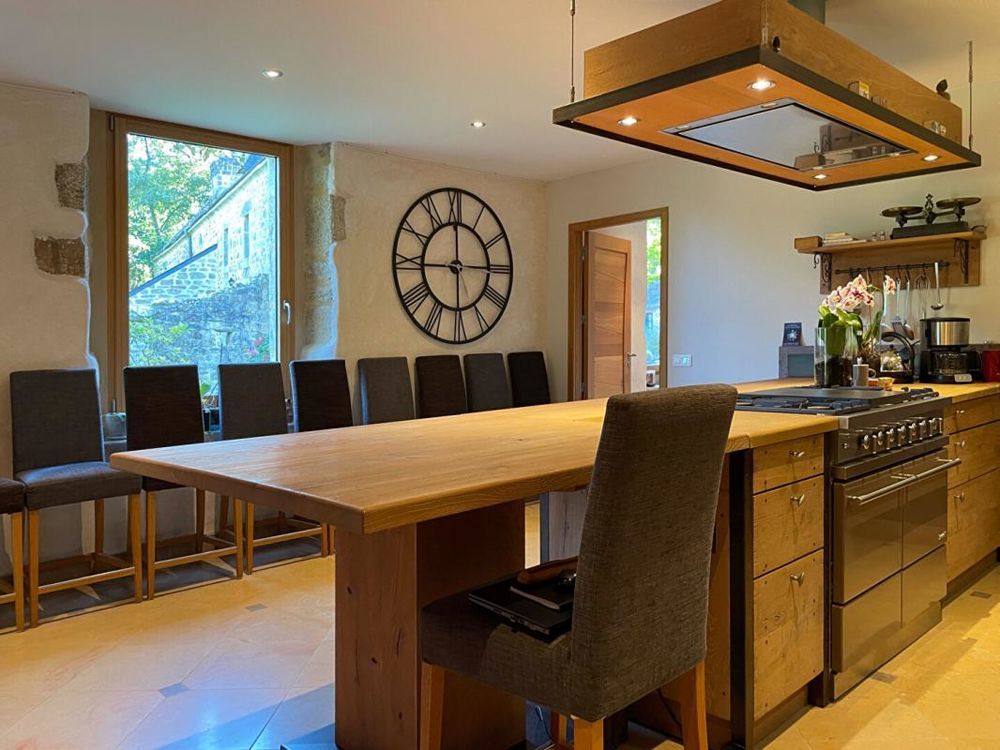 � vendre  Propri�t�/ch�teau Quimper (29000)