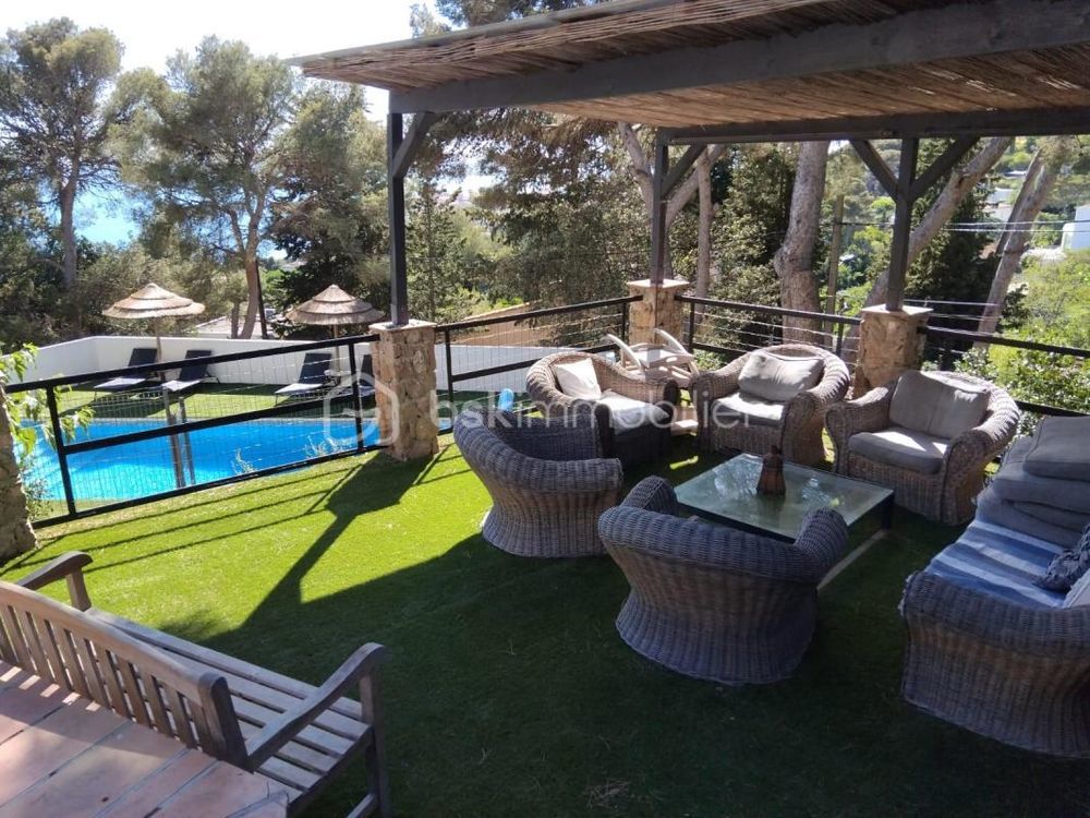 � vendre  Propri�t�/ch�teau S�te (34200)