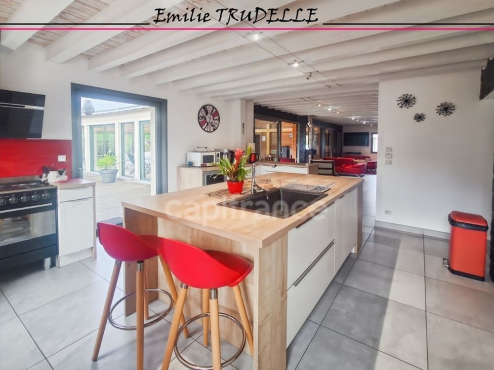 � vendre  Propri�t�/ch�teau La Chartre-sur-le-Loir (72340)