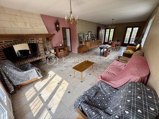  Maison � vendre 7 pi�ces 205 m�