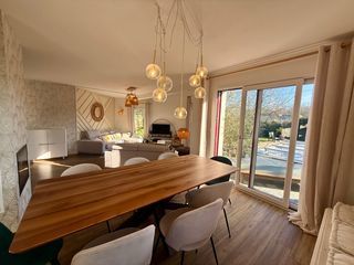  Maison � vendre 10 pi�ces 200 m�