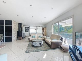  Villa � vendre 8 pi�ces 230 m�