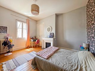  Maison � vendre 9 pi�ces 235 m�