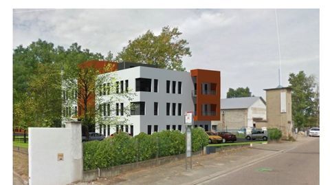 Local d'activit&eacute; &agrave; louer CHASSIEU (69), local d'une surface totale de 243 m&sup2; dont 161 m&sup2; d'activit&eacute;, 37 m&sup2; de bureaux am&eacute;nag&eacute;s a 2485 69680 Chassieu