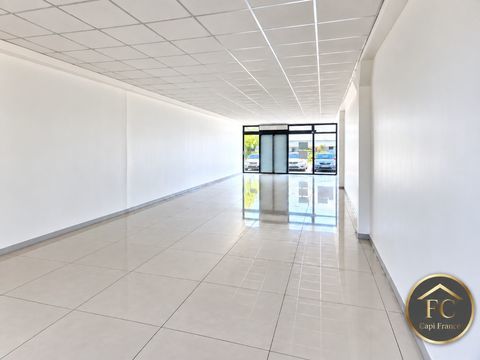 OPPORTUNIT&Eacute; &Agrave; JARRY – LOCAL COMMERCIAL 100 M&sup2; EN RDC – VITRINE – RESTAURATION POSSIBLE 2120 97122 Baie mahault