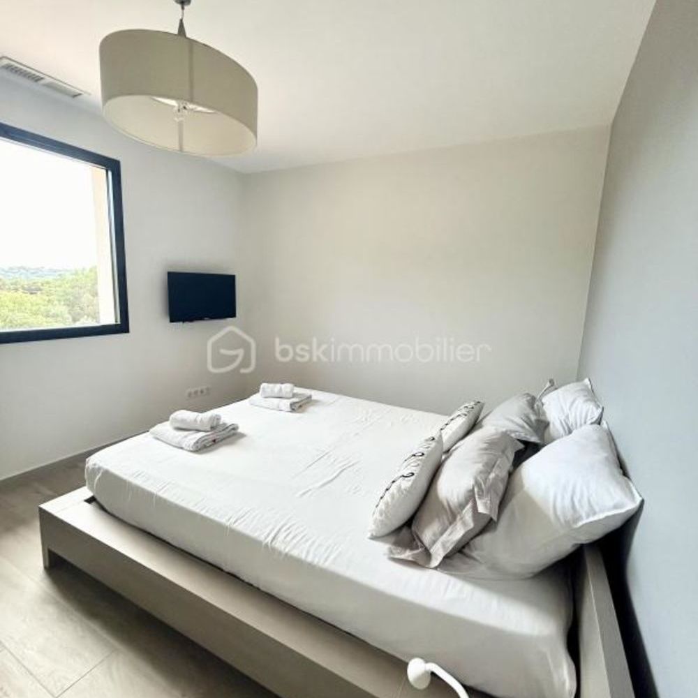 � vendre  Villa Grimaud (83310)