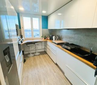  Appartement � vendre 5 pi�ces 85 m�