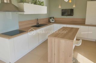  Maison � vendre 7 pi�ces 205 m�