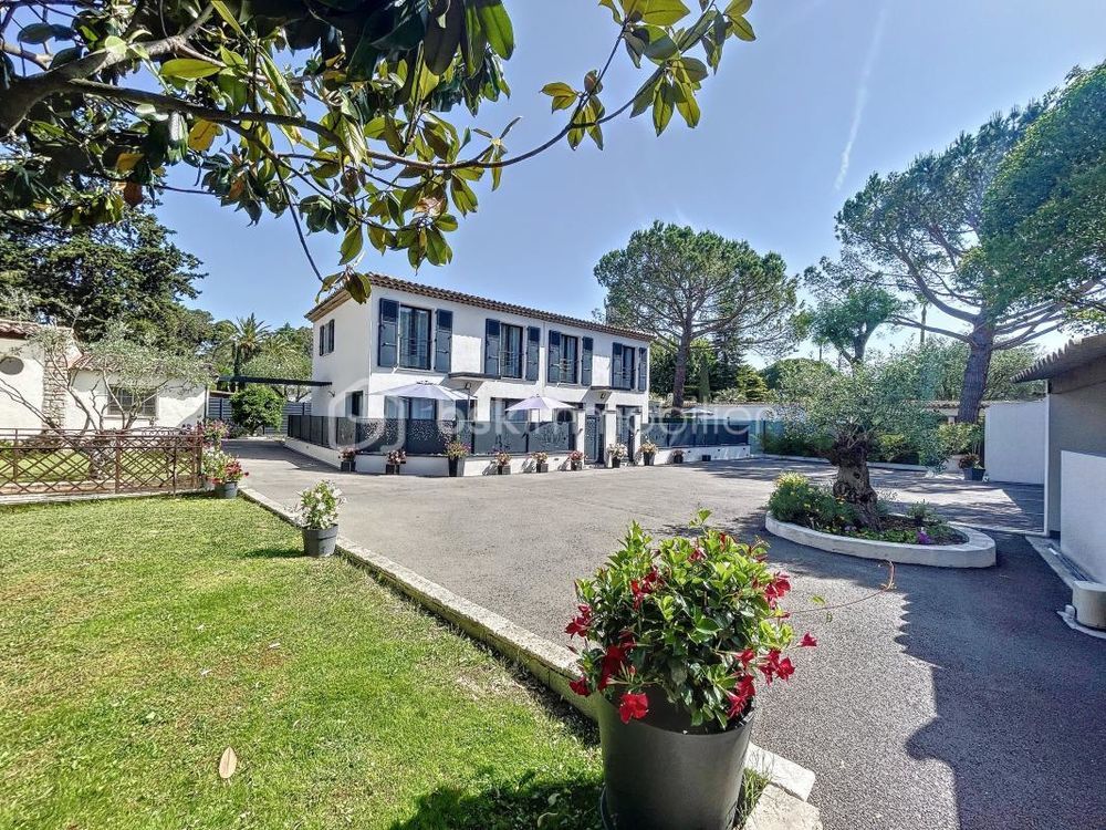 � vendre  Villa Mougins (06250)