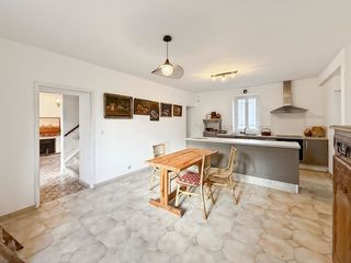  Maison � vendre 6 pi�ces 200 m�