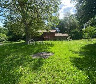  Maison � vendre 15 + pi�ces 253 m�